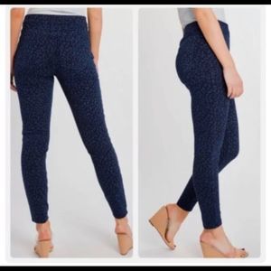 Spanx Jean-ish Denim Leopard Leggings Sz S